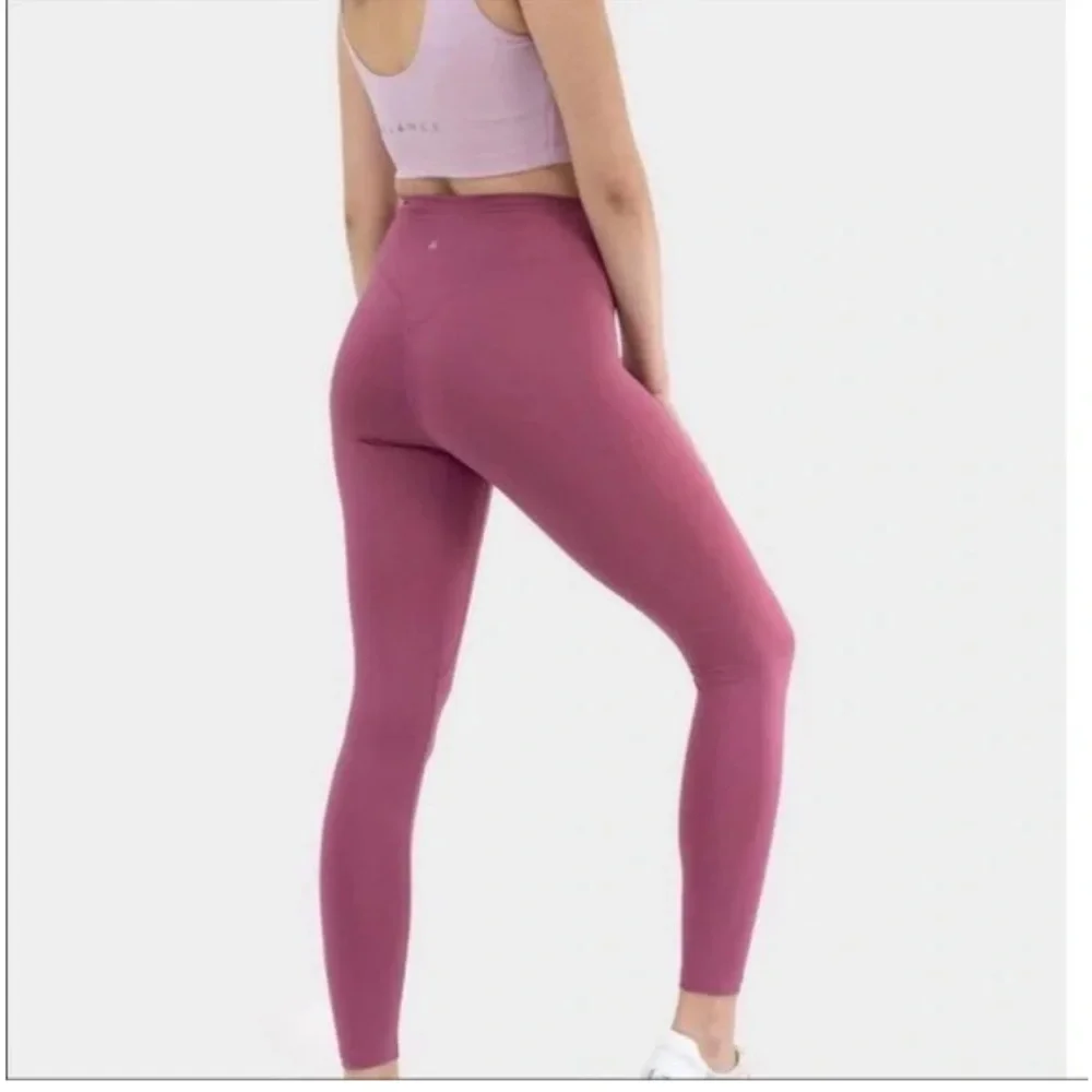 Balance‎ Athletica Vitality Summit Collection Ascend Leggings in Sundown